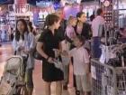 Toys R Us Open 24 Hours Until December 24th MoneyWatch 12.22.2010